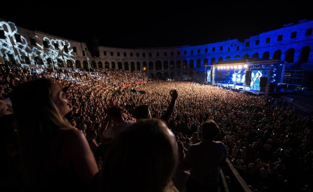 Arena Sunset, Sea Coloseum View, 2 Free Parking Apartment Pula
